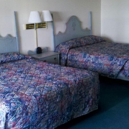 רואידוסו Swiss Chalet Inn מראה חיצוני תמונה