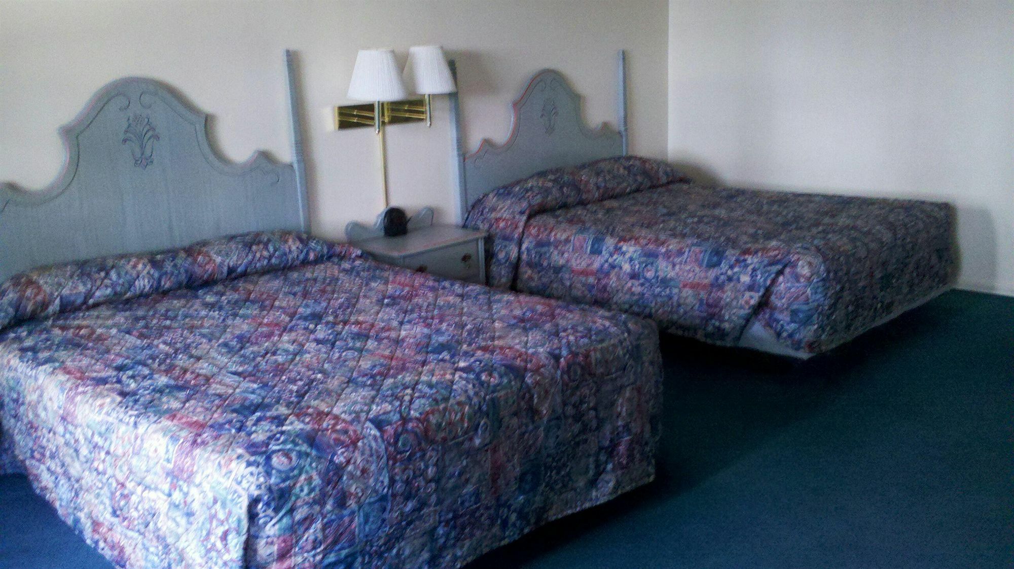 רואידוסו Swiss Chalet Inn מראה חיצוני תמונה